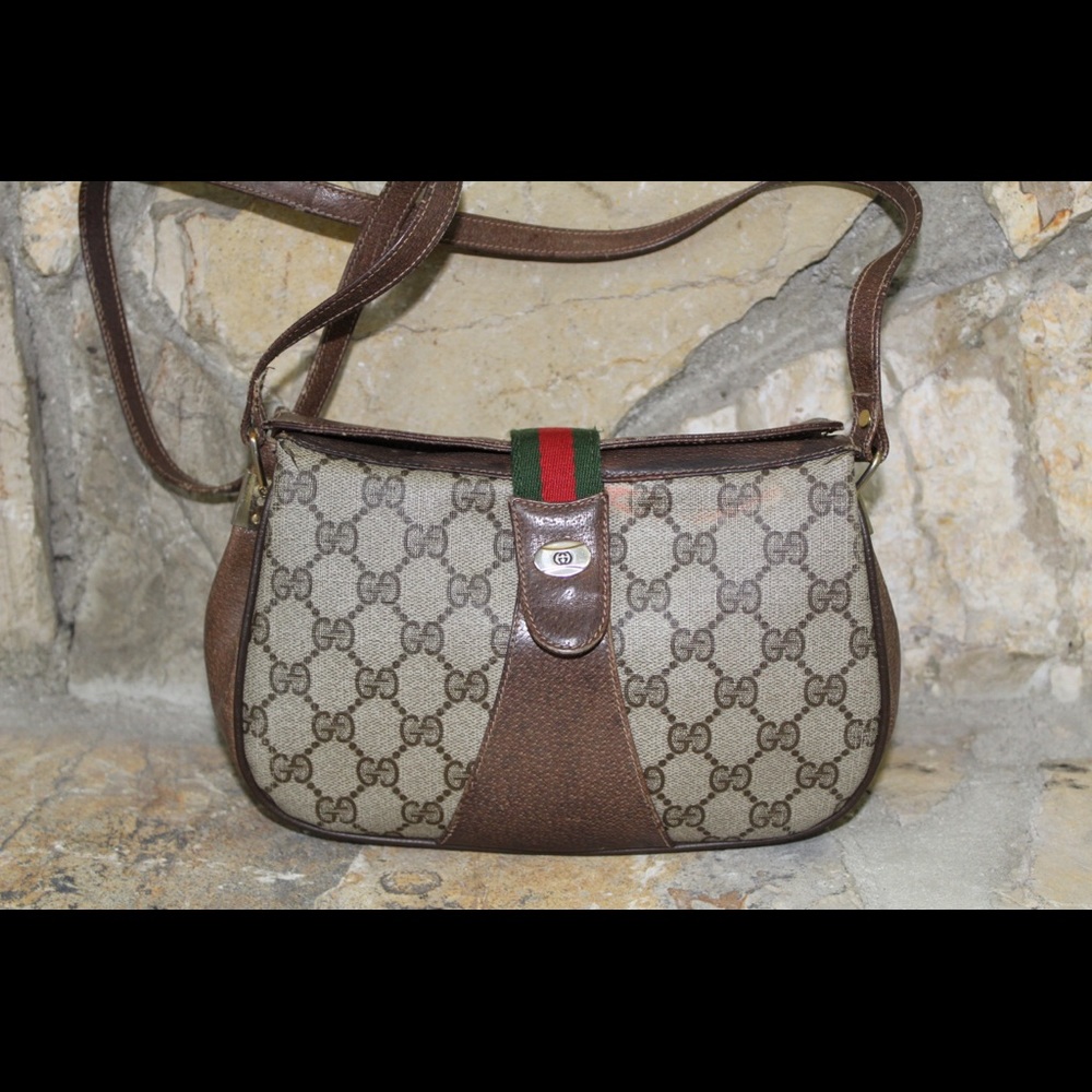 Authentic Gucci Green and Red Stripe Shoulder Bag